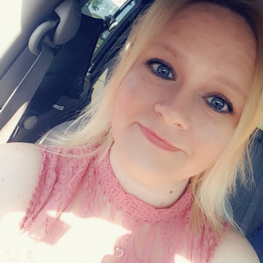 Meet your Posher, Kelly